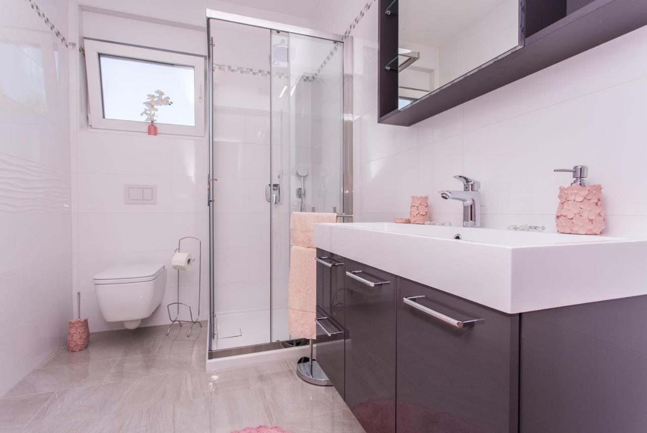 Waterfront Apartments Pia - Marija مالينسكا المظهر الخارجي الصورة