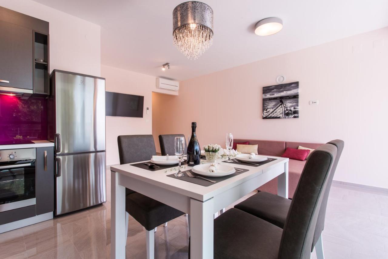 Waterfront Apartments Pia - Marija مالينسكا المظهر الخارجي الصورة