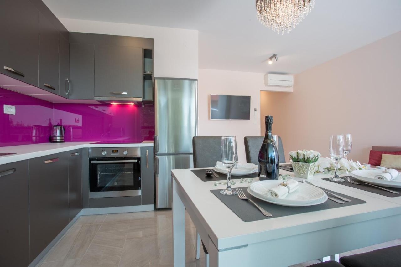 Waterfront Apartments Pia - Marija مالينسكا المظهر الخارجي الصورة